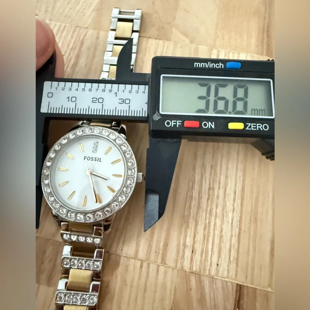 Fossil ladies  two toned crystal accented watch NEW BATTERY